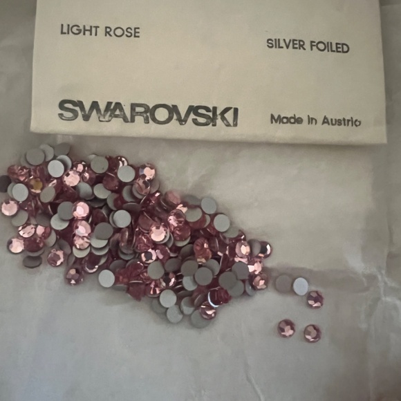 Swarovski Rhinestones - Picture 5 of 8